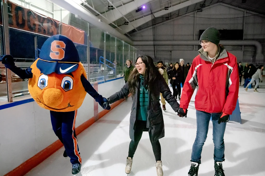 Otto ice skates with students in Tennity.
